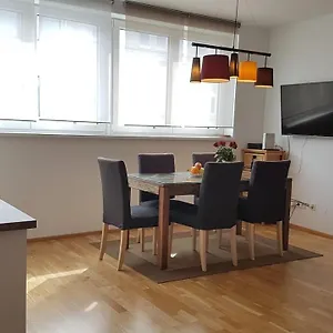 Moderne Maisonette Mit Terrasse Apartment Vienna