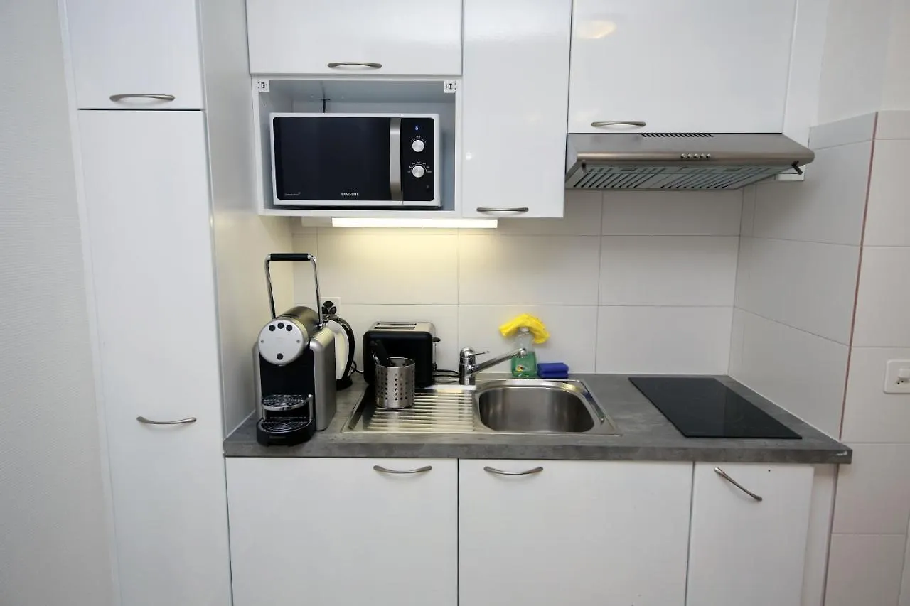 Cozy Apartment Close To Cornavin Train Station And Lake Genève